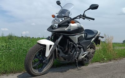 Прокат мотоцикла Honda NC 700 - Чехов, заказать или взять в аренду