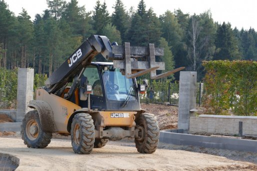 Телескопический погрузчик JCB 524-50 взять в аренду, заказать, цены, услуги - Москва